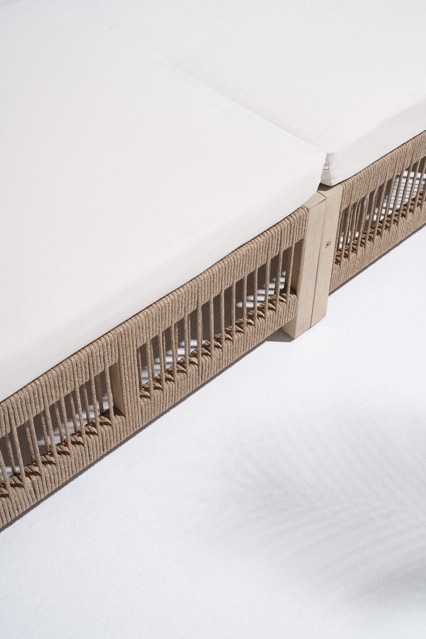 Wooden chaise lounge adjustable backrest rope cushion
